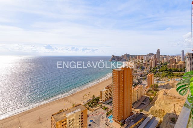 2 soverom Leilighet til salgs i Benidorm med svømmebasseng garasje - € 795 000 (Ref: 9457844)