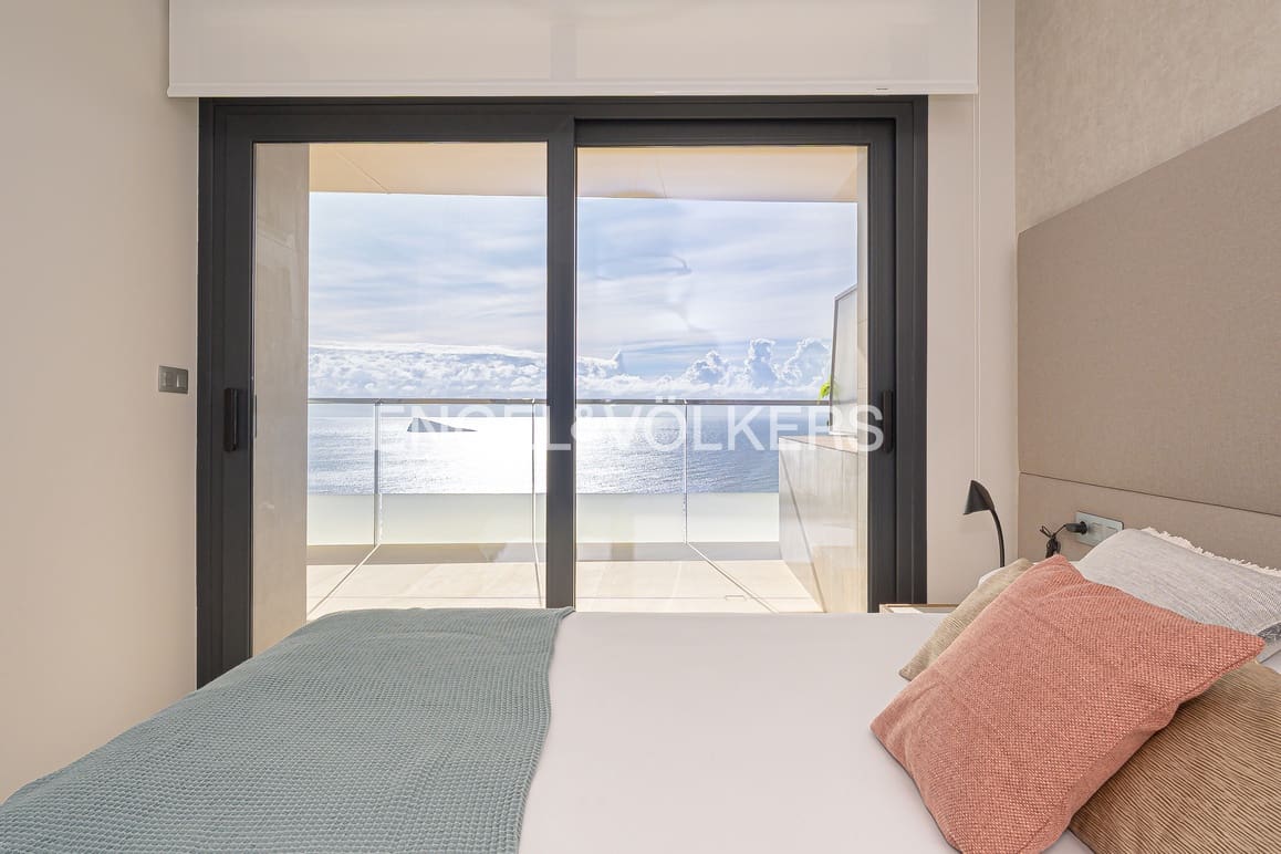 2 soverom Leilighet til salgs i Benidorm med svømmebasseng garasje - € 795 000 (Ref: 9457844)