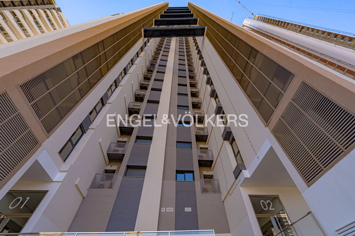 2 soverom Leilighet til salgs i Benidorm med svømmebasseng garasje - € 795 000 (Ref: 9457844)