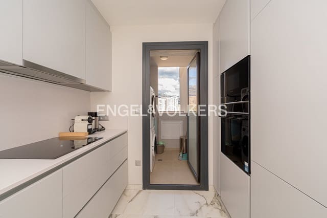 2 makuuhuone Huoneisto myytävänä paikassa Juzgados - Plaza de Toros, Benidorm mukana uima-altaan 
autotalli - 795 000 € (Ref: 9457844)