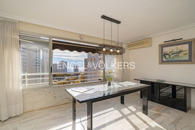 4 sovrum Lägenhet till salu i Benidorm med pool garage - 550 000 € (Ref: 9465977)