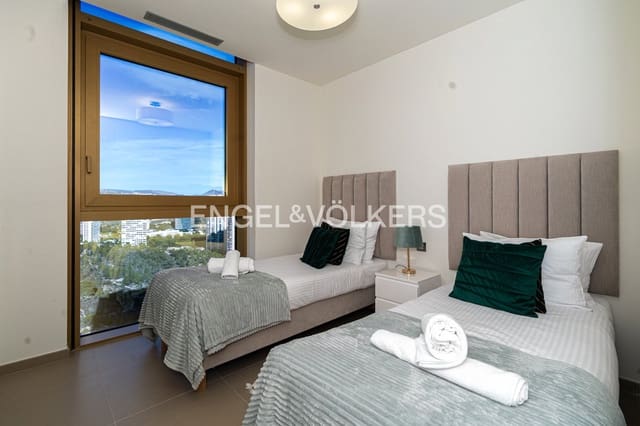 2 quarto Apartamento para venda em Juzgados - Plaza de Toros, Benidorm com piscina garagem - 765 000 € (Ref: 9481542)