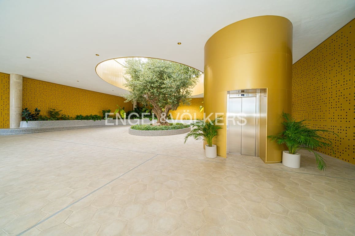 2 bedroom Apartment for sale in Benidorm with pool garage - € 625,000 (Ref: 9481543)