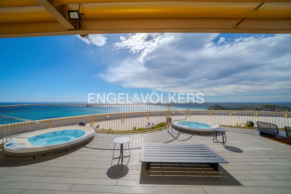 2 quarto Apartamento para venda em Benidorm com piscina garagem - 625 000 € (Ref: 9481543)