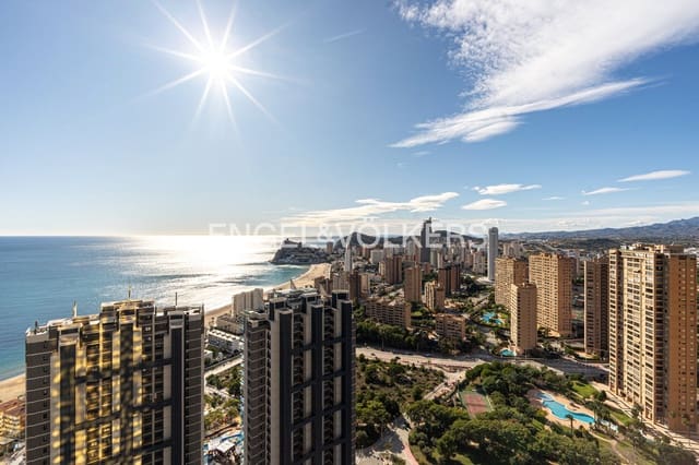 Apartamento de 2 habitaciones en Juzgados - Plaza de Toros, Benidorm en venta con piscina garaje - 625.000 € (Ref: 9481543)