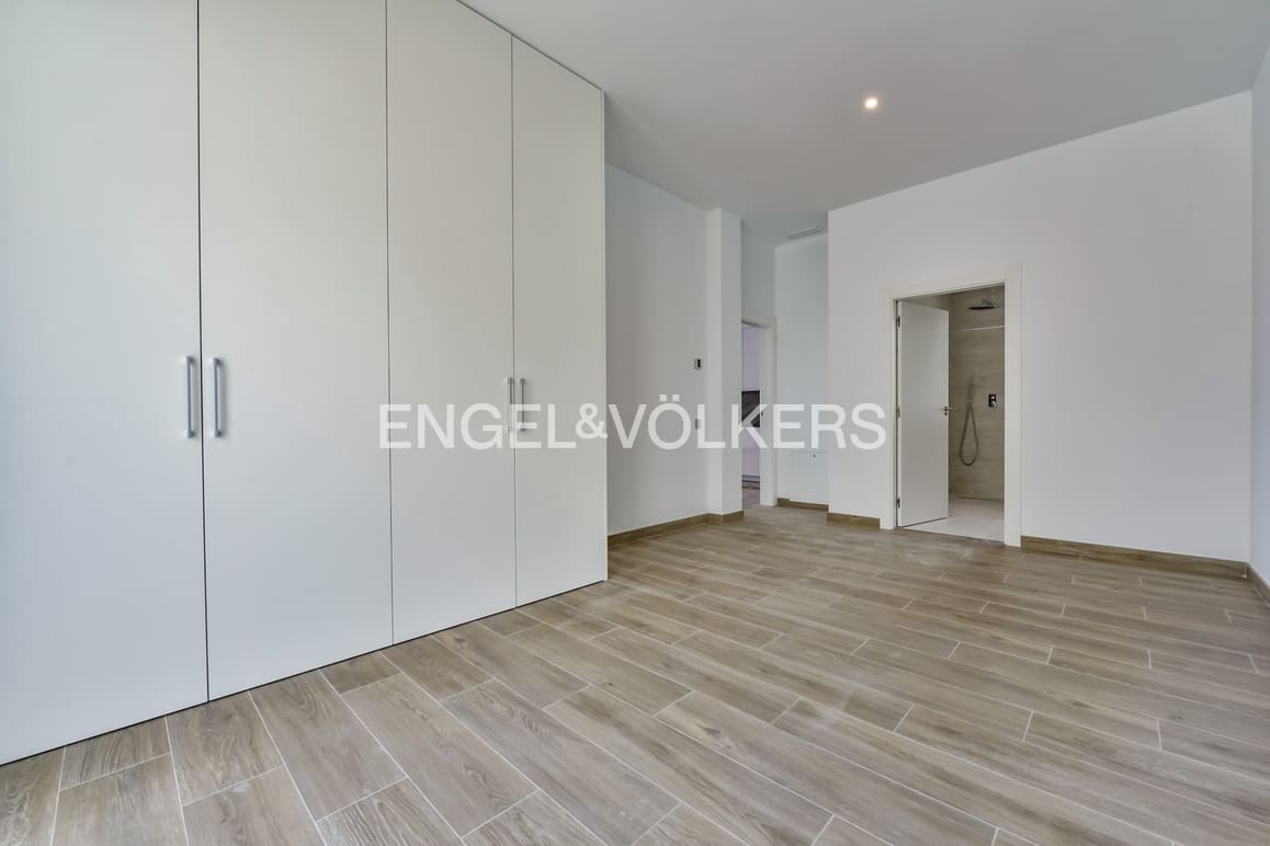 7 sypialnia Willa na sprzedaż w Finestrat z basenem garażem - 1 900 000 € (Ref: 9503121)