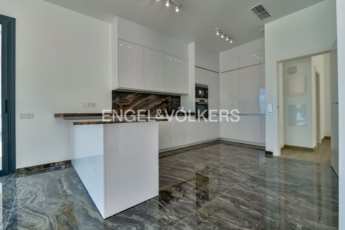 7 sypialnia Willa na sprzedaż w Finestrat z basenem garażem - 1 900 000 € (Ref: 9503121)