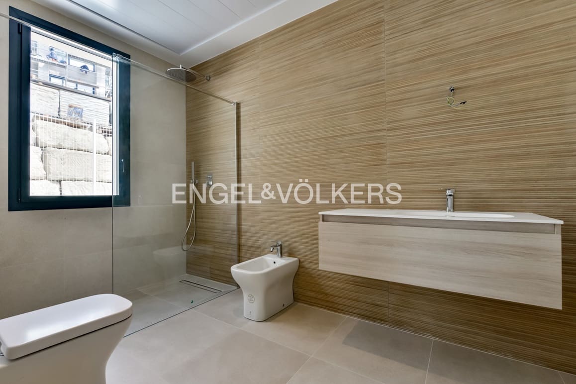 7 sypialnia Willa na sprzedaż w Finestrat z basenem garażem - 1 900 000 € (Ref: 9503121)