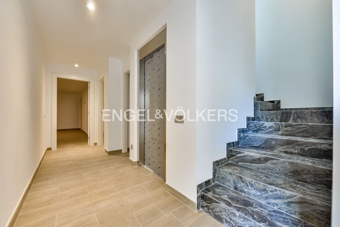 7 sypialnia Willa na sprzedaż w Finestrat z basenem garażem - 1 900 000 € (Ref: 9503121)