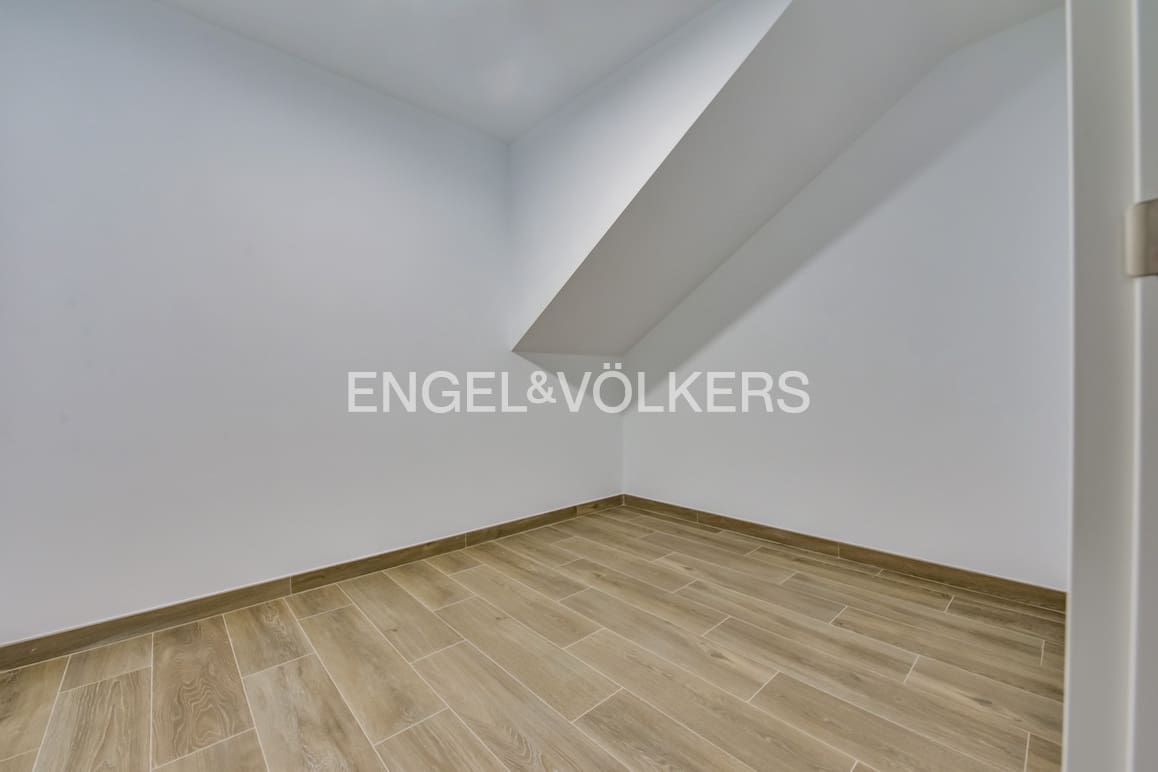 7 sypialnia Willa na sprzedaż w Finestrat z basenem garażem - 1 900 000 € (Ref: 9503121)