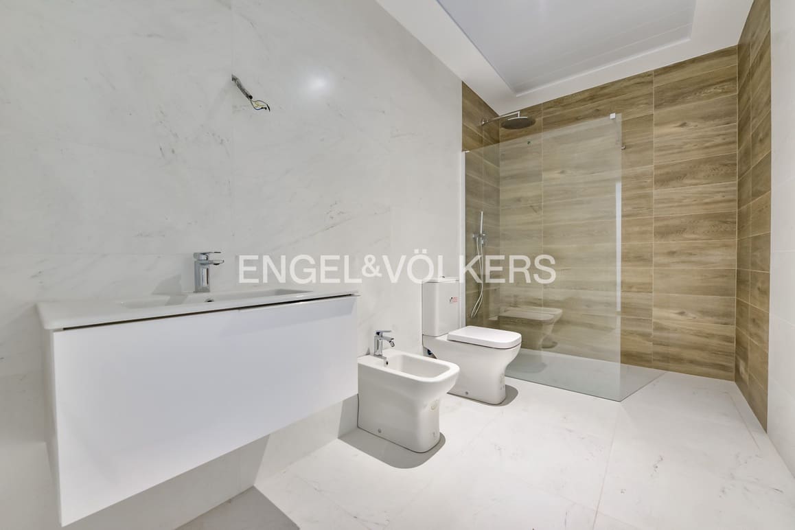 7 sypialnia Willa na sprzedaż w Finestrat z basenem garażem - 1 900 000 € (Ref: 9503121)