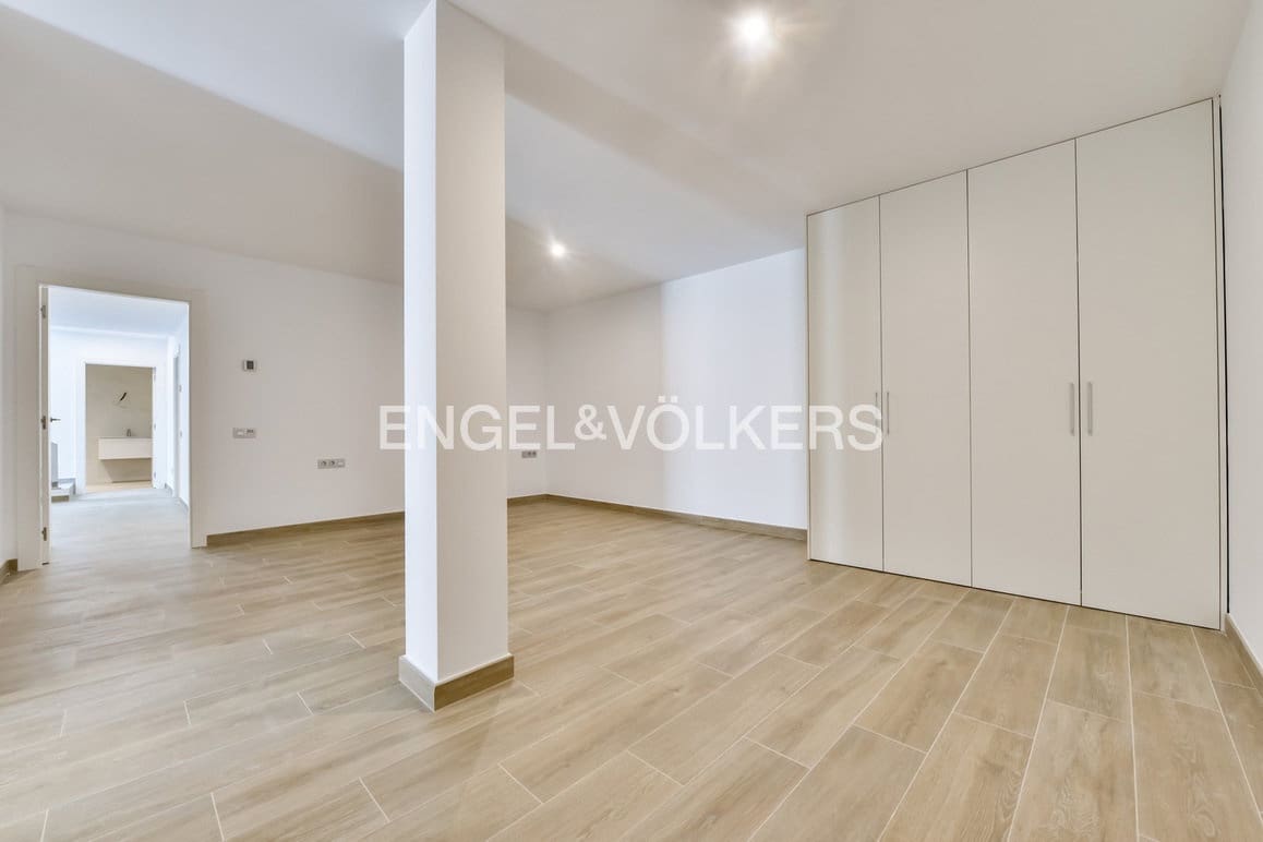 7 bedroom Villa for sale in Finestrat with pool garage - € 1,700,000 (Ref: 9503121)