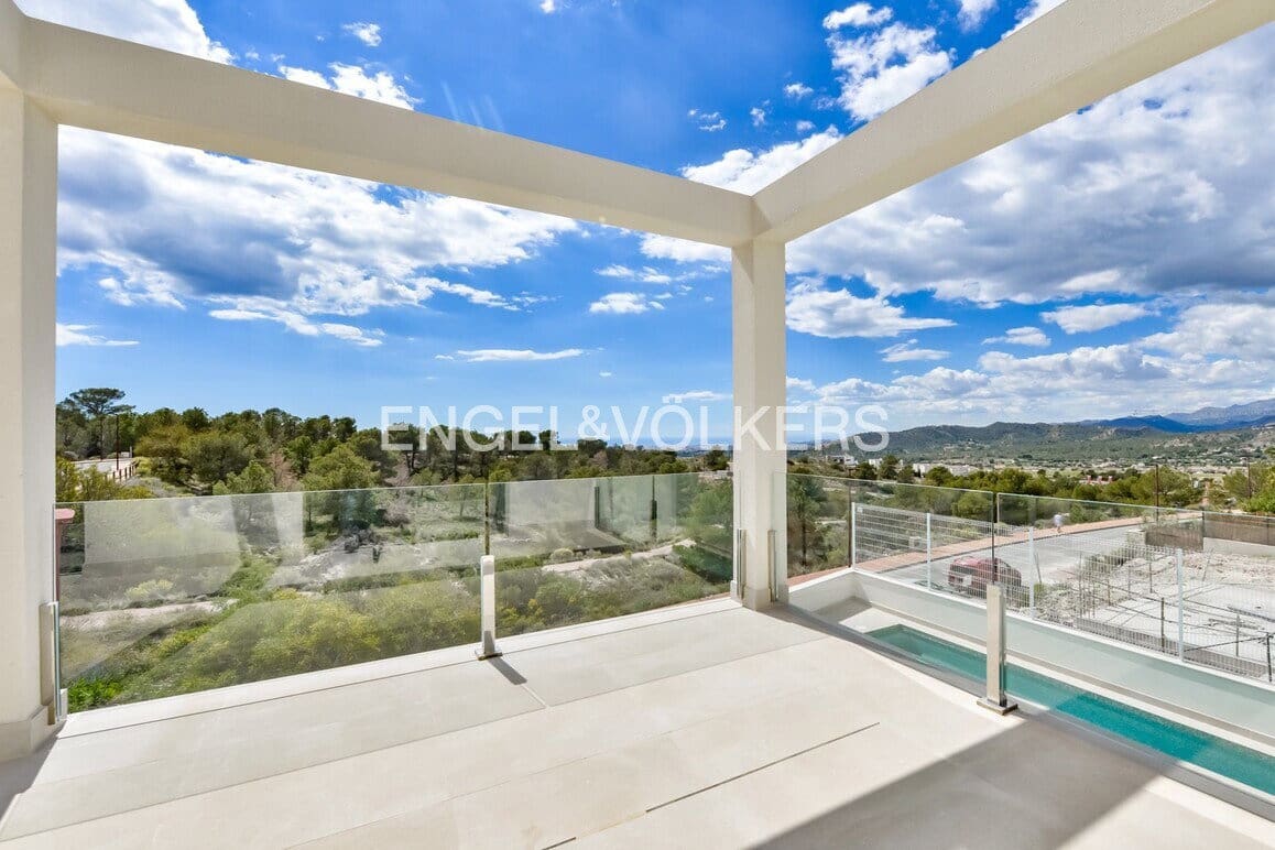 7 bedroom Villa for sale in Finestrat with pool garage - € 1,700,000 (Ref: 9503121)
