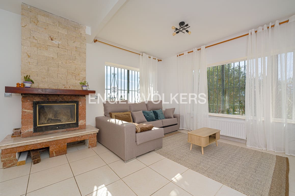 4 makuuhuone Huvila vuokrattavana paikassa La Nucia mukana uima-altaan - 2 800 € (Ref: 9517901)