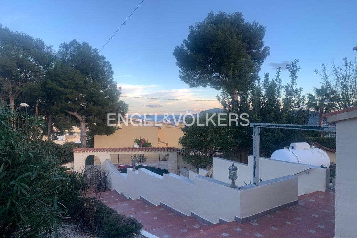 4 makuuhuone Huvila vuokrattavana paikassa La Nucia mukana uima-altaan - 2 800 € (Ref: 9517901)