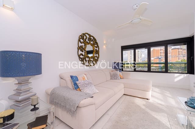 1 quarto Apartamento para venda em Benidorm com piscina - 245 000 € (Ref: 9528334)