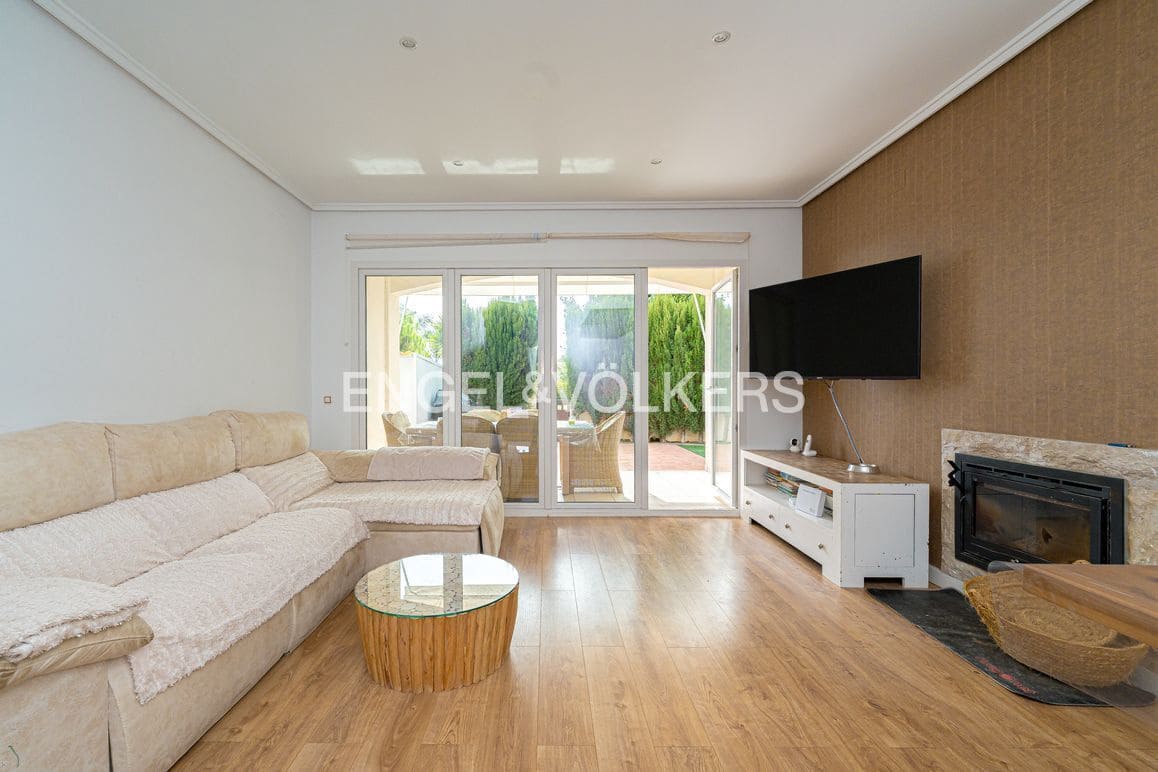 4 quarto Moradia em Banda para venda em Polop com piscina garagem - 399 000 € (Ref: 9549930)