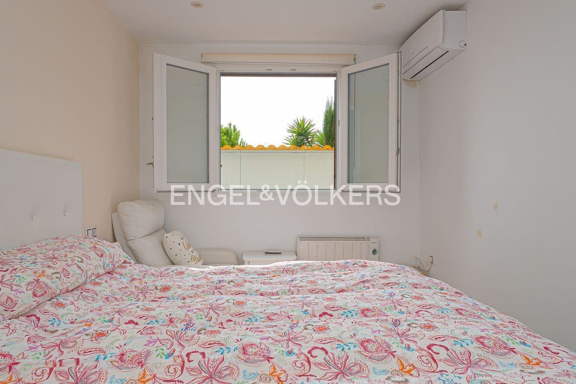 4 quarto Moradia em Banda para venda em Polop com piscina garagem - 399 000 € (Ref: 9549930)