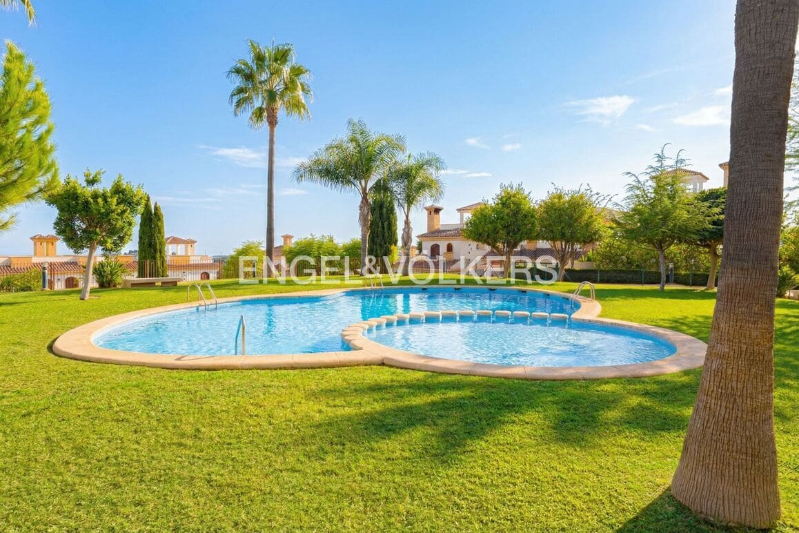 4 quarto Moradia em Banda para venda em Polop com piscina garagem - 399 000 € (Ref: 9549930)