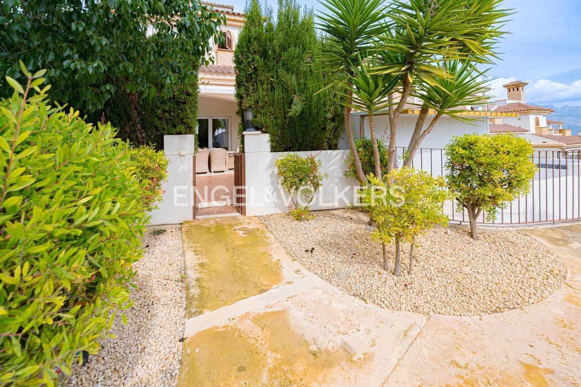 4 quarto Moradia em Banda para venda em Polop com piscina garagem - 399 000 € (Ref: 9549930)