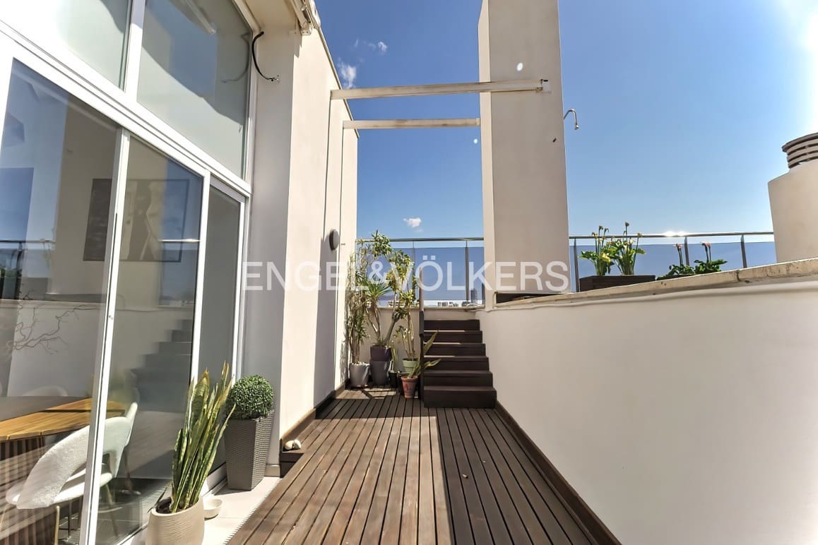 3 soverom Penthouse til salgs i Cala de Finestrat med svømmebasseng garasje - € 470 000 (Ref: 9566266)