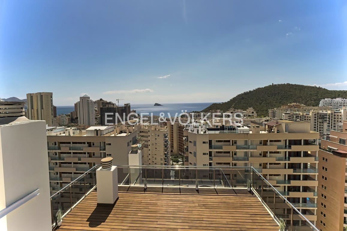 3 soverom Penthouse til salgs i Cala de Finestrat med svømmebasseng garasje - € 470 000 (Ref: 9566266)