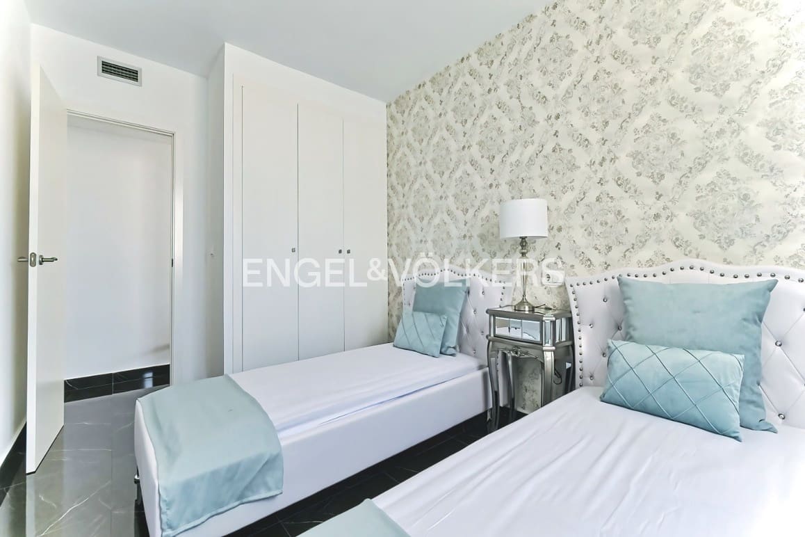 3 soverom Penthouse til salgs i Cala de Finestrat med svømmebasseng garasje - € 470 000 (Ref: 9566266)