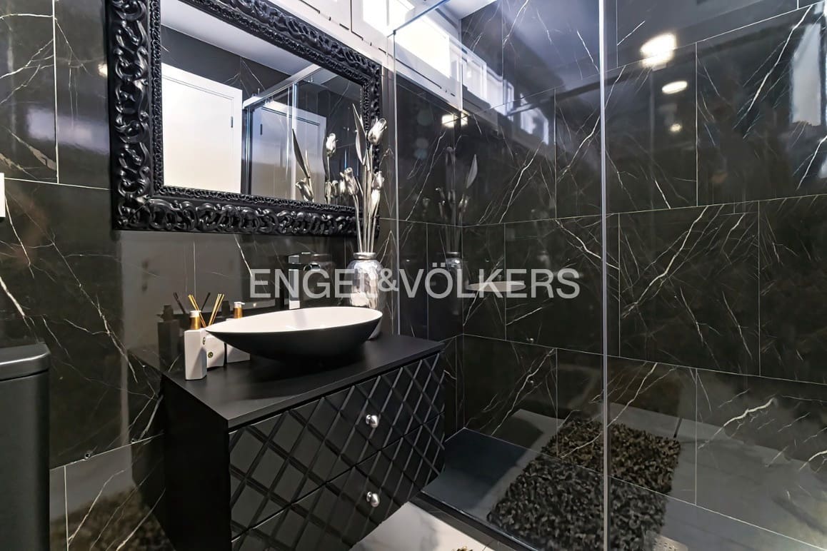 3 soverom Penthouse til salgs i Cala de Finestrat med svømmebasseng garasje - € 470 000 (Ref: 9566266)