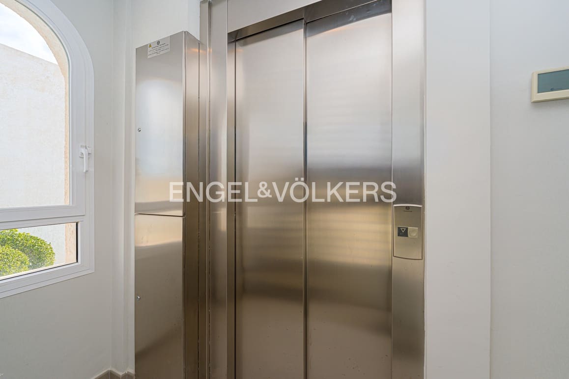 3 quarto Moradia para venda em La Villajoyosa / Vila Joiosa com piscina garagem - 869 000 € (Ref: 9572150)