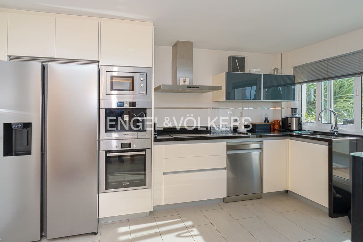 3 quarto Moradia para venda em La Villajoyosa / Vila Joiosa com piscina garagem - 869 000 € (Ref: 9572150)