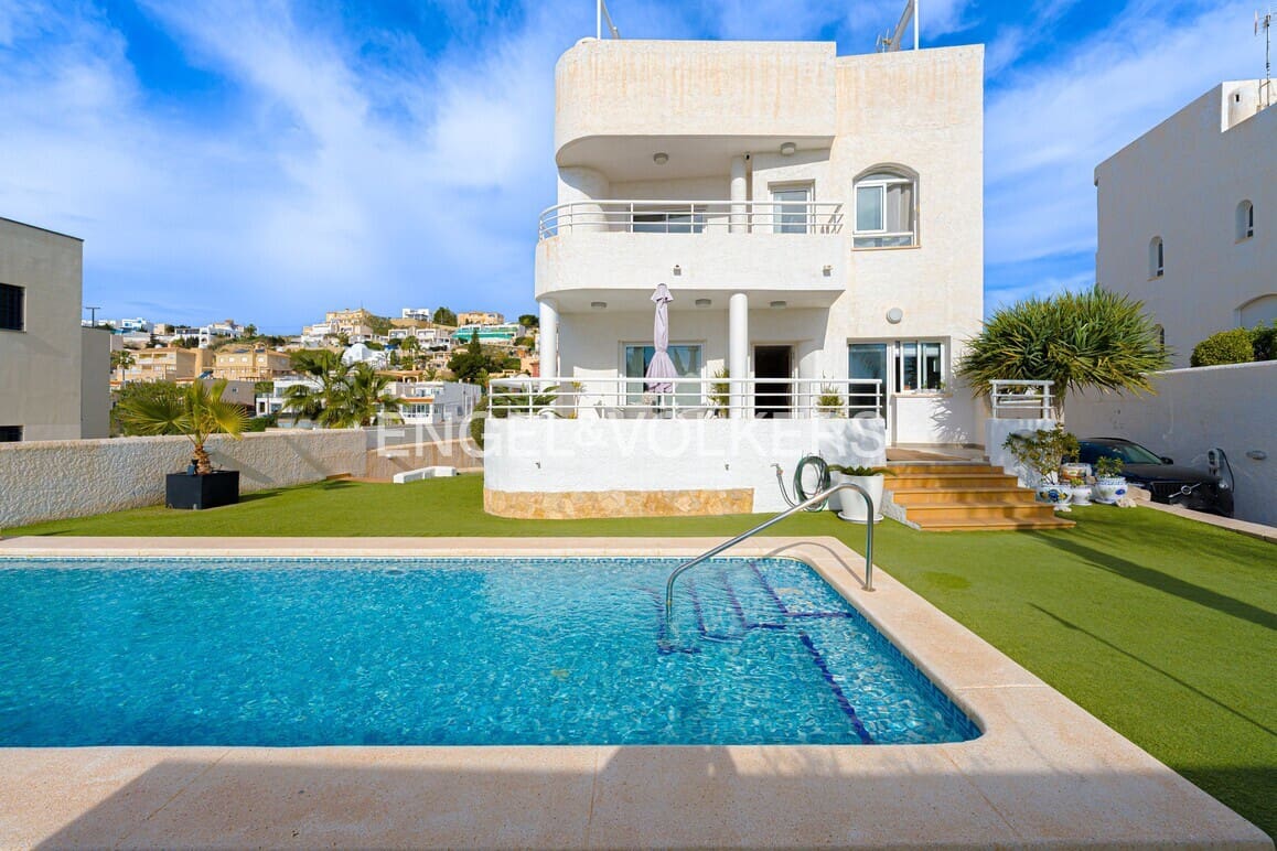 3 quarto Moradia para venda em La Villajoyosa / Vila Joiosa com piscina garagem - 869 000 € (Ref: 9572150)