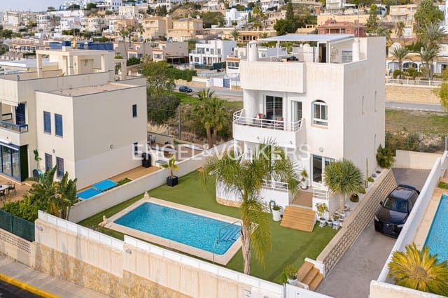 3 Zimmer Villa zu verkaufen in La Villajoyosa / Vila Joiosa mit Pool Garage - 869.000 € (Ref: 9572150)