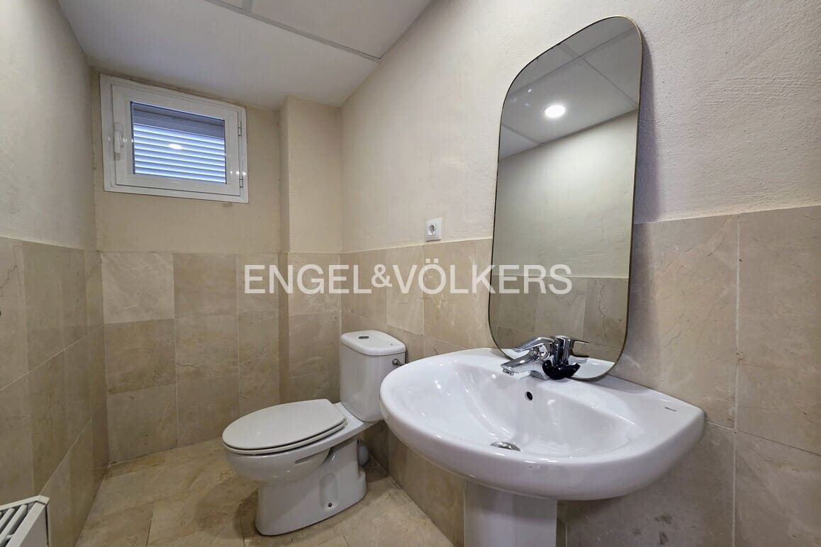 5 makuuhuone Huvila myytävänä paikassa La Nucia mukana uima-altaan 
autotalli - 385 000 € (Ref: 9592087)