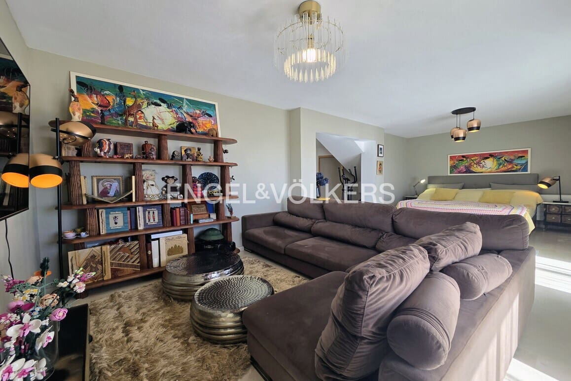 5 makuuhuone Huvila myytävänä paikassa La Nucia mukana uima-altaan 
autotalli - 385 000 € (Ref: 9592087)