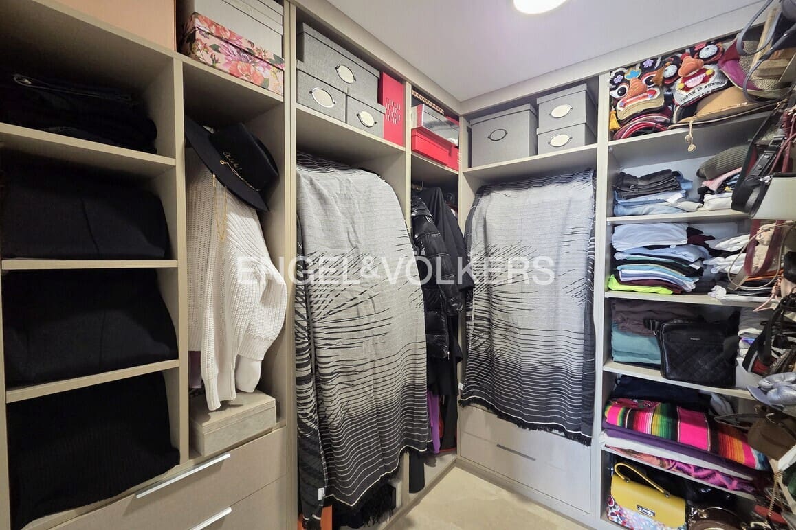 5 makuuhuone Huvila myytävänä paikassa La Nucia mukana uima-altaan 
autotalli - 385 000 € (Ref: 9592087)