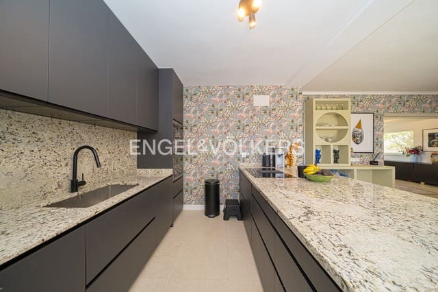 4 sypialnia Willa na sprzedaż w Polop z basenem garażem - 995 000 € (Ref: 9610214)