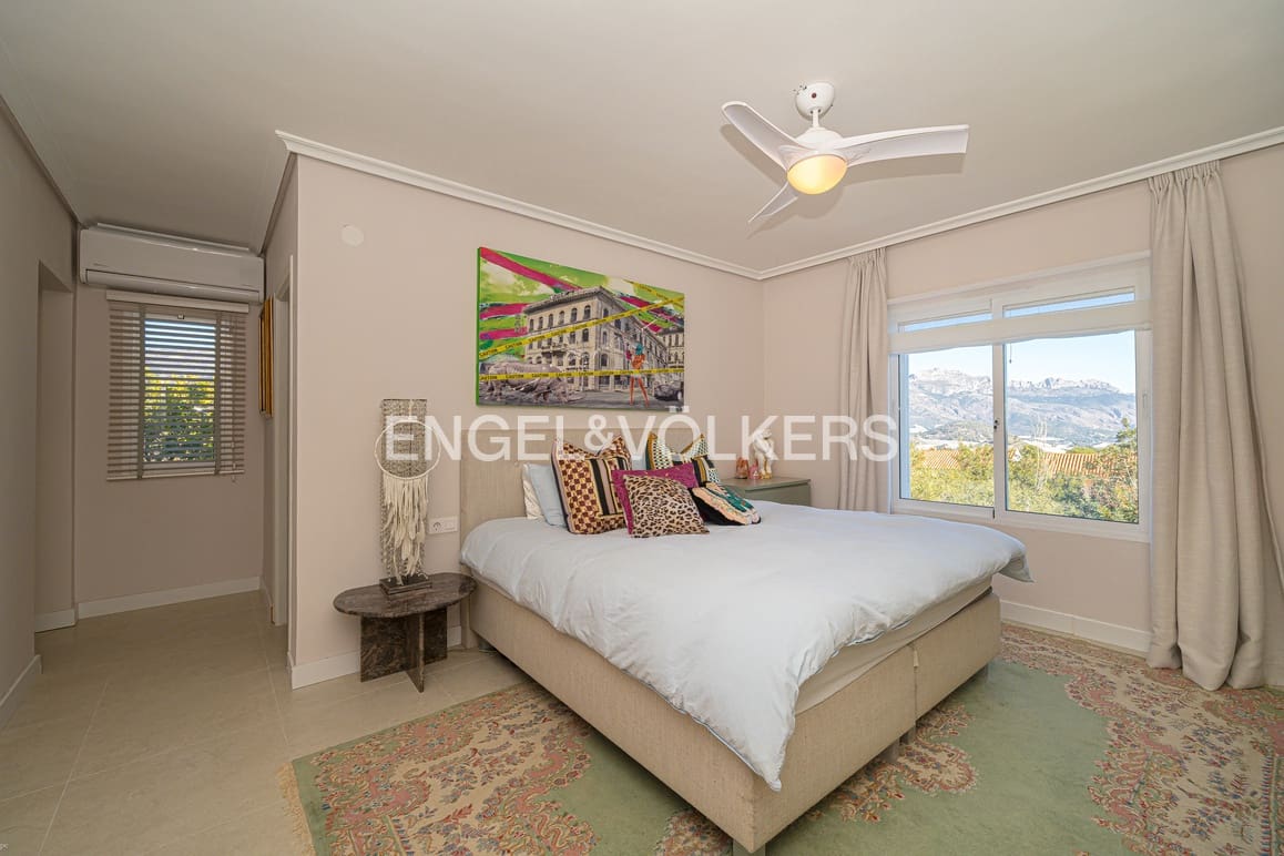 4 sypialnia Willa na sprzedaż w Polop z basenem garażem - 995 000 € (Ref: 9610214)