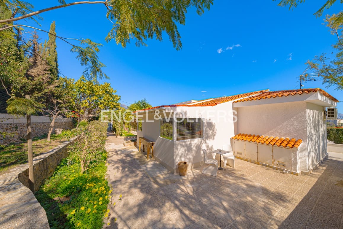 4 sypialnia Willa na sprzedaż w Polop z basenem garażem - 995 000 € (Ref: 9610214)