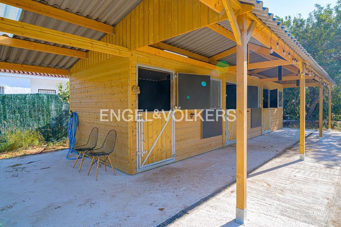 4 sypialnia Willa na sprzedaż w Polop z basenem garażem - 995 000 € (Ref: 9610214)