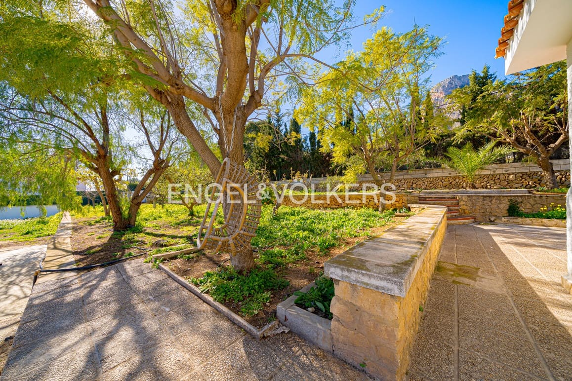 4 sypialnia Willa na sprzedaż w Polop z basenem garażem - 995 000 € (Ref: 9610214)