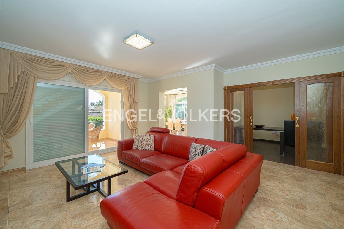 5 makuuhuone Huvila myytävänä paikassa Benidorm mukana uima-altaan 
autotalli - 995 000 € (Ref: 9628306)