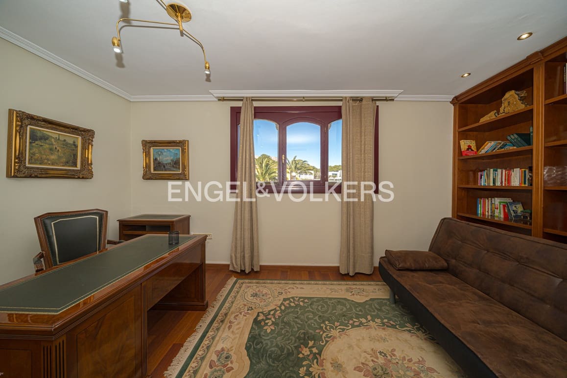 5 makuuhuone Huvila myytävänä paikassa Benidorm mukana uima-altaan 
autotalli - 995 000 € (Ref: 9628306)