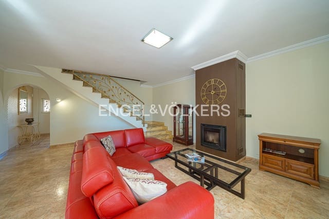 5 chambre Villa/Maison à vendre à Juzgados - Plaza de Toros, Benidorm avec piscine garage - 895 000 € (Ref: 9628306)