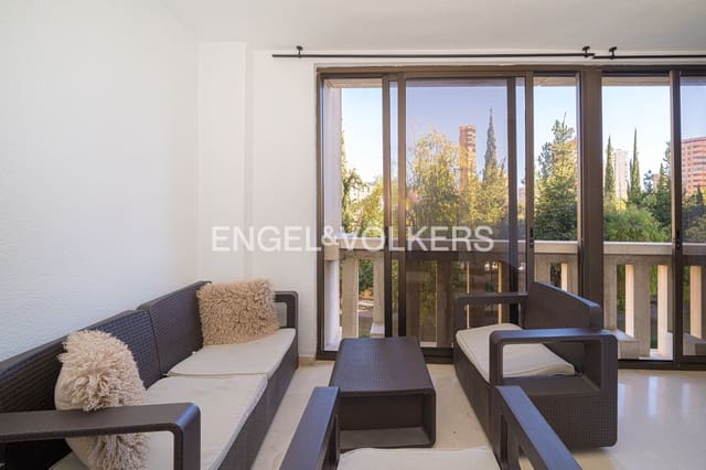 Apartamento de 3 habitaciones en Benidorm en venta con piscina - 365.000 € (Ref: 9631836)