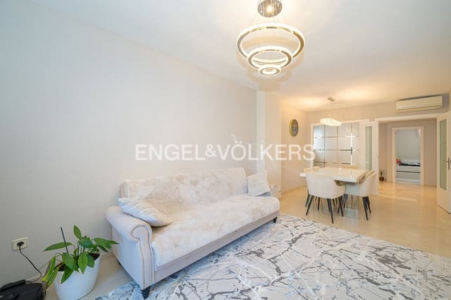 Apartamento de 3 habitaciones en Juzgados - Plaza de Toros, Benidorm en venta con piscina - 365.000 € (Ref: 9631836)