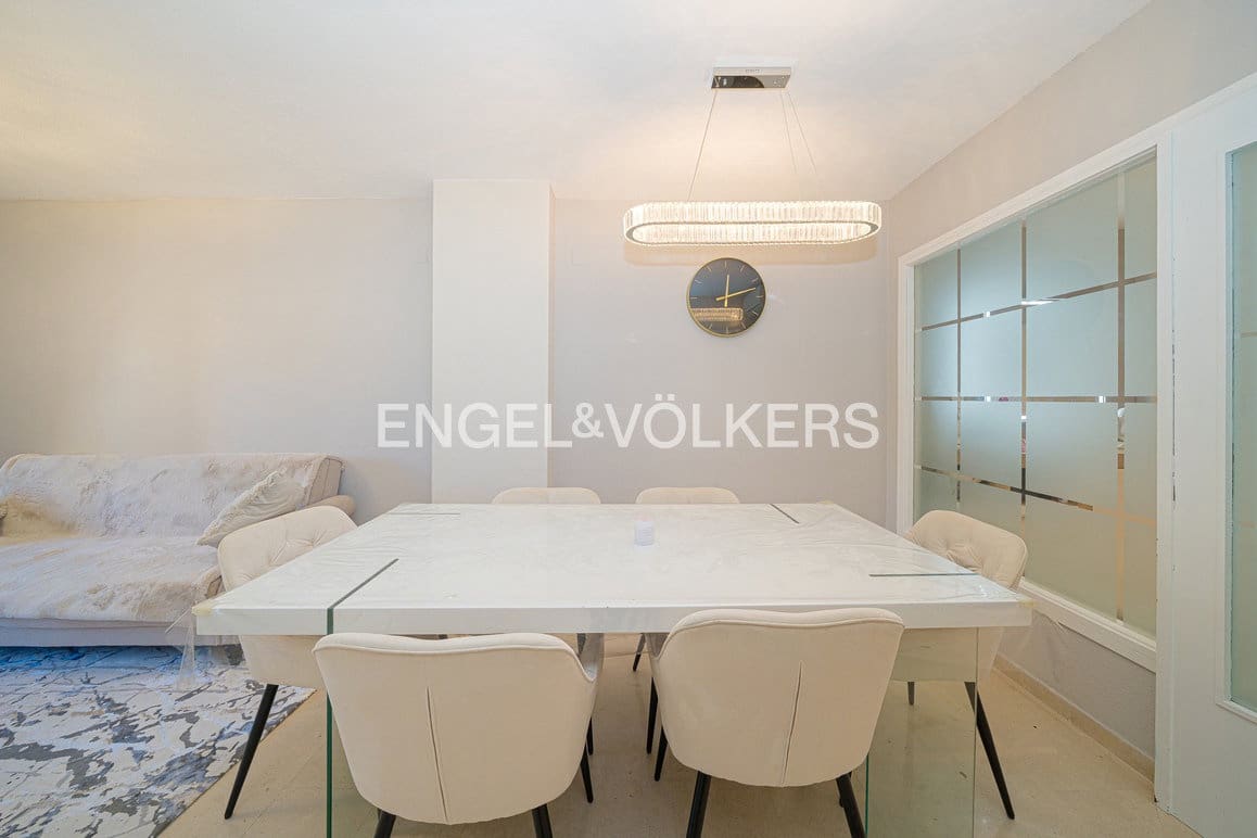 3 Zimmer Apartment zu verkaufen in Benidorm mit Pool - 365.000 € (Ref: 9631836)