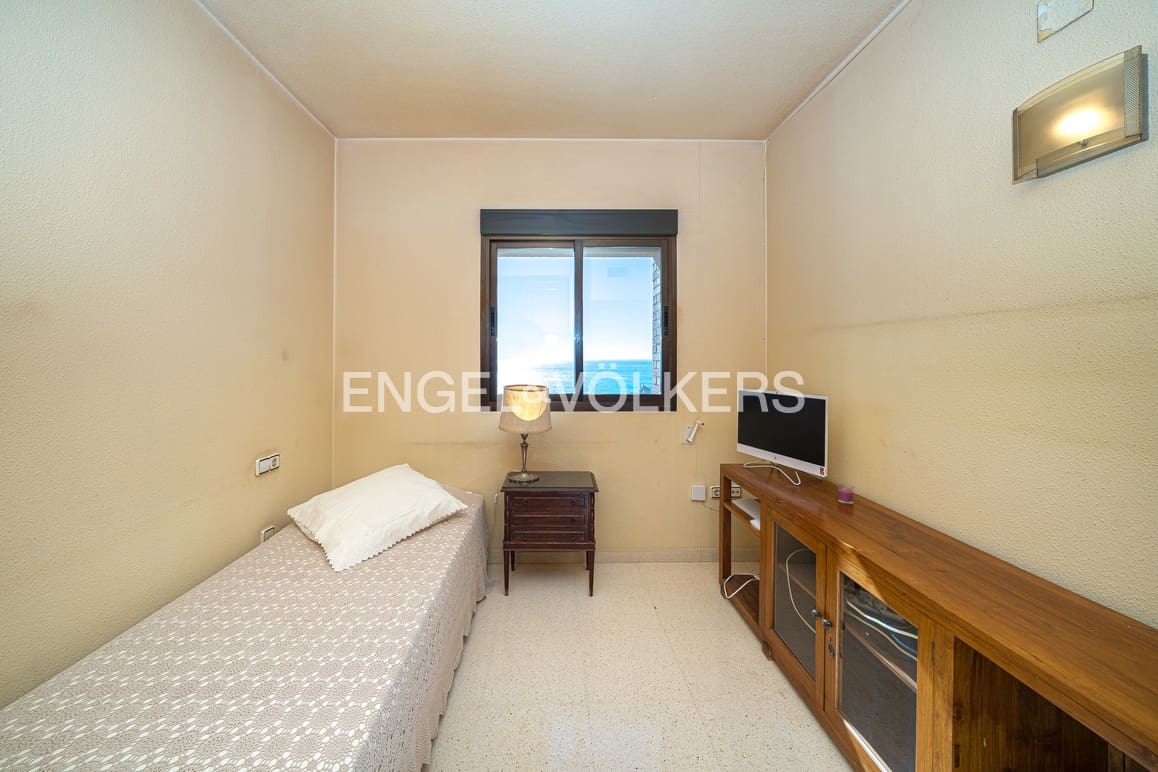 3 Zimmer Apartment zu verkaufen in Benidorm mit Pool - 510.000 € (Ref: 9632677)