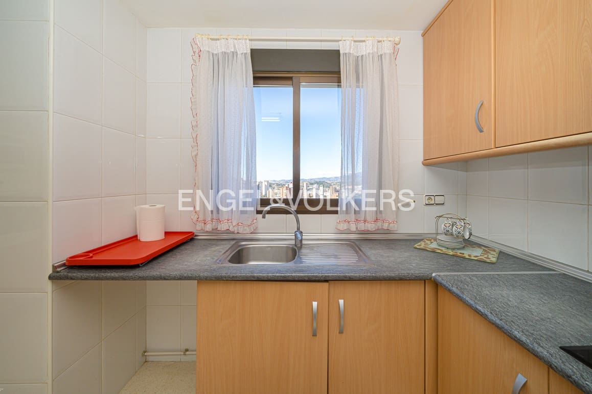 3 Zimmer Apartment zu verkaufen in Benidorm mit Pool - 510.000 € (Ref: 9632677)