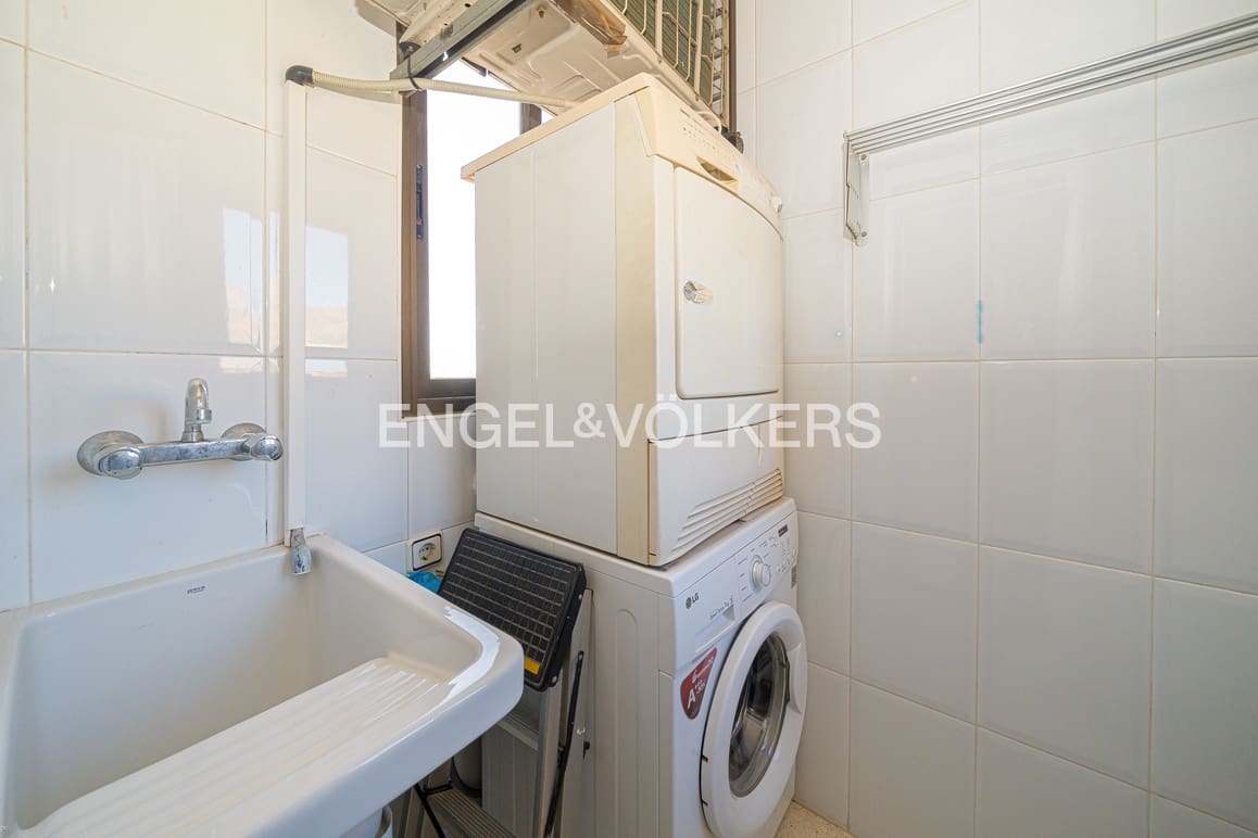 3 Zimmer Apartment zu verkaufen in Benidorm mit Pool - 510.000 € (Ref: 9632677)