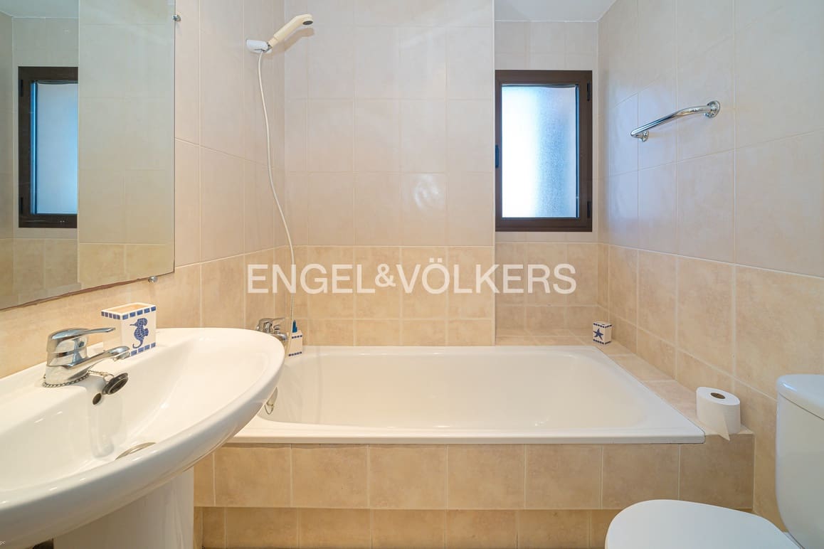 3 Zimmer Apartment zu verkaufen in Benidorm mit Pool - 510.000 € (Ref: 9632677)